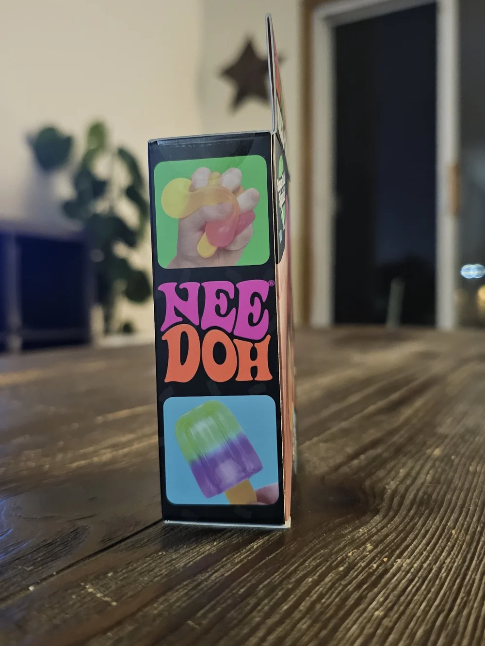 NeeDoh Nice-Sicle Sensory Squish Toy - Multicolor